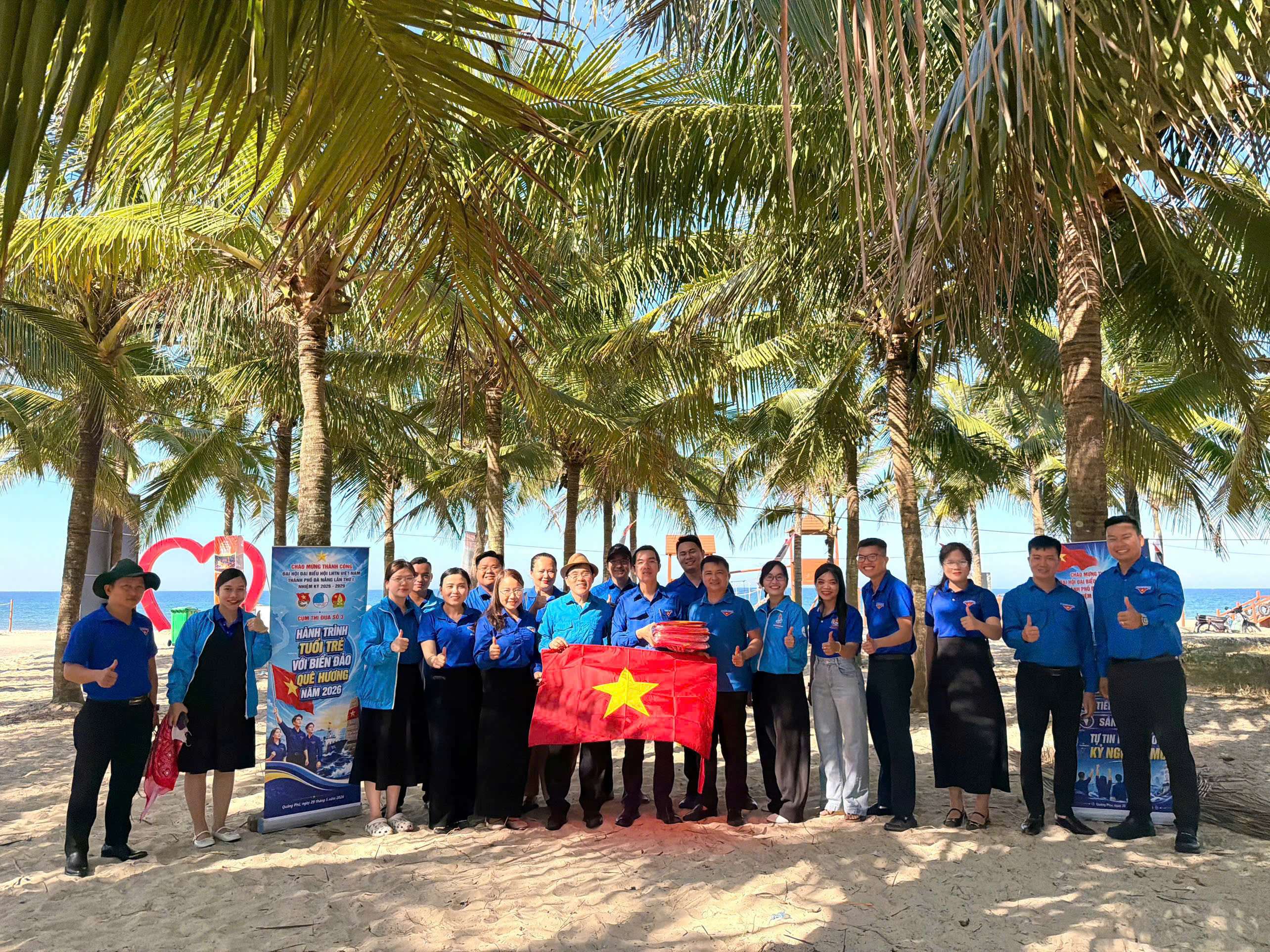 Tuổi trẻ Cụm thi đua số 3 tổ chức hành trình về địa chỉ đỏ và hướng về biển đảo quê hương