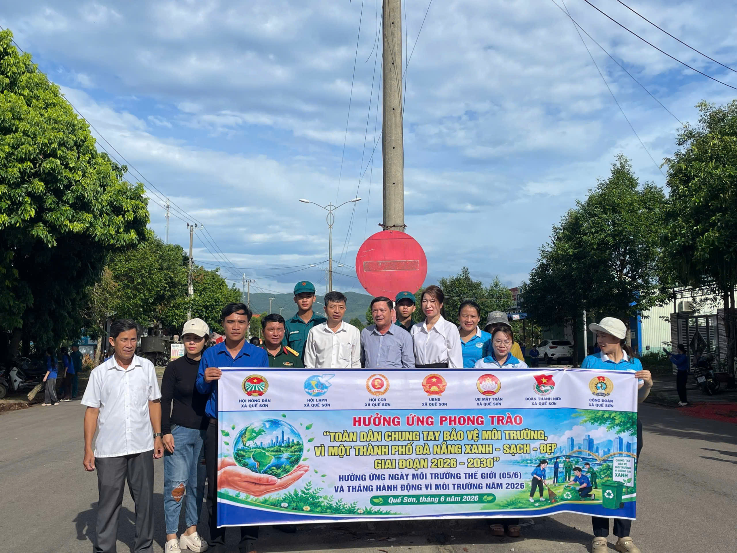 Tuổi trẻ xã Quế Sơn ra quân hưởng ứng Tháng hành động vì môi trường năm 2026