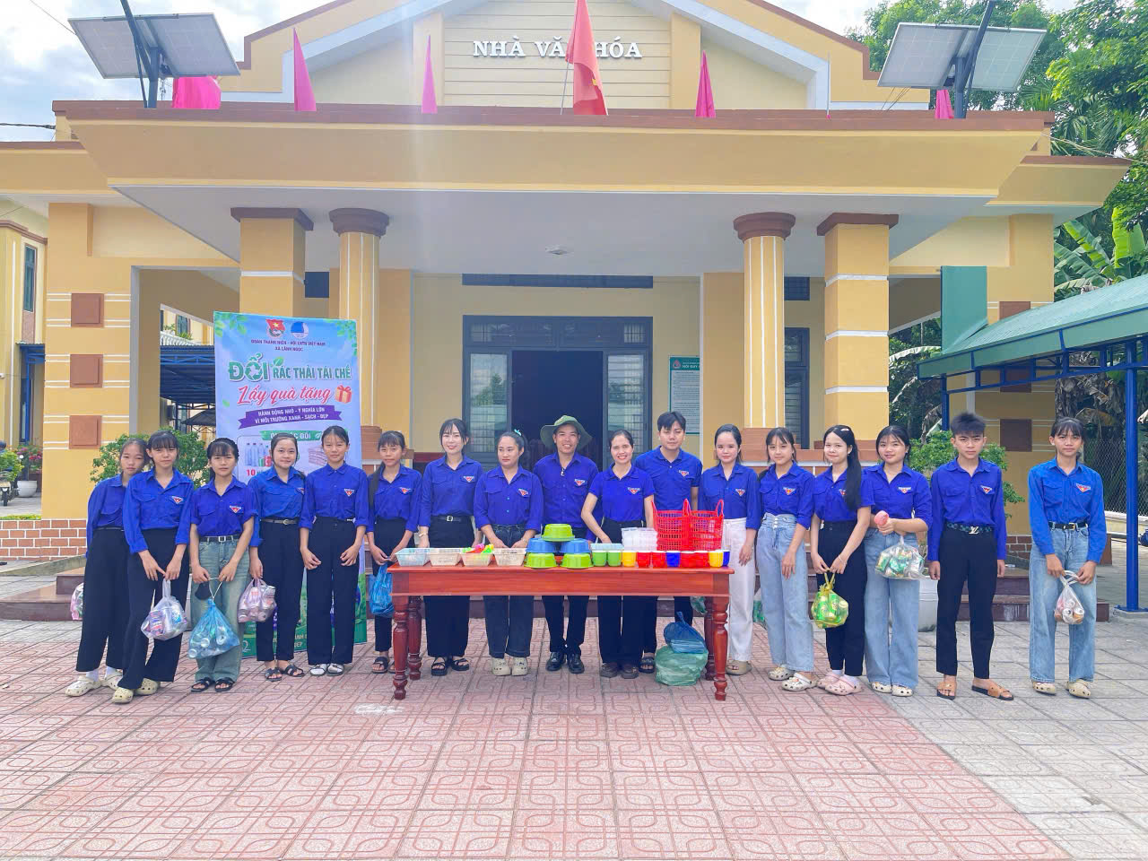 Tuổi trẻ xã Lãnh Ngọc hưởng ứng Ngày Môi trường thế giới năm 2026