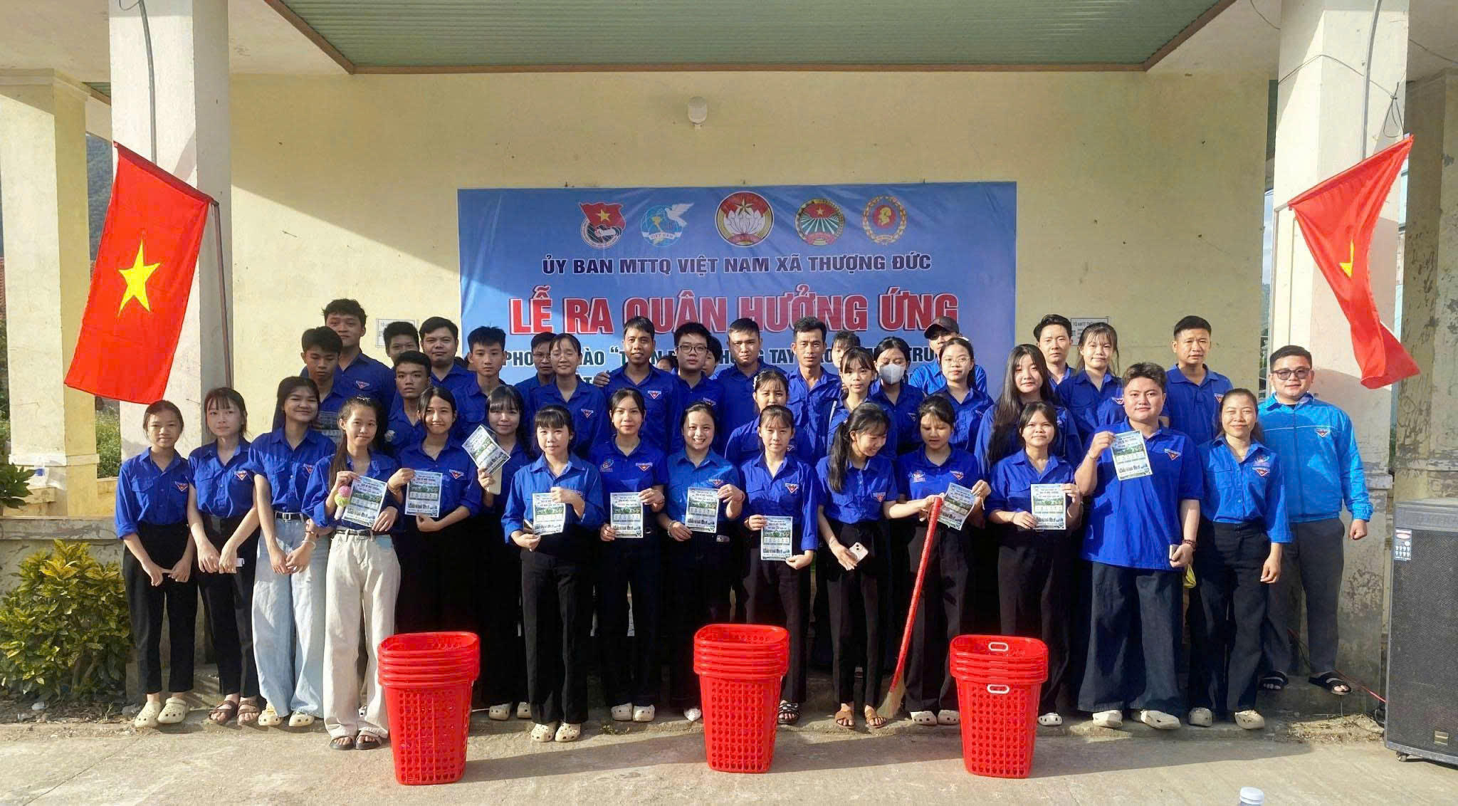 Tuổi trẻ Thượng Đức sôi nổi ra quân Chiến dịch Thanh niên tình nguyện hè năm 2026