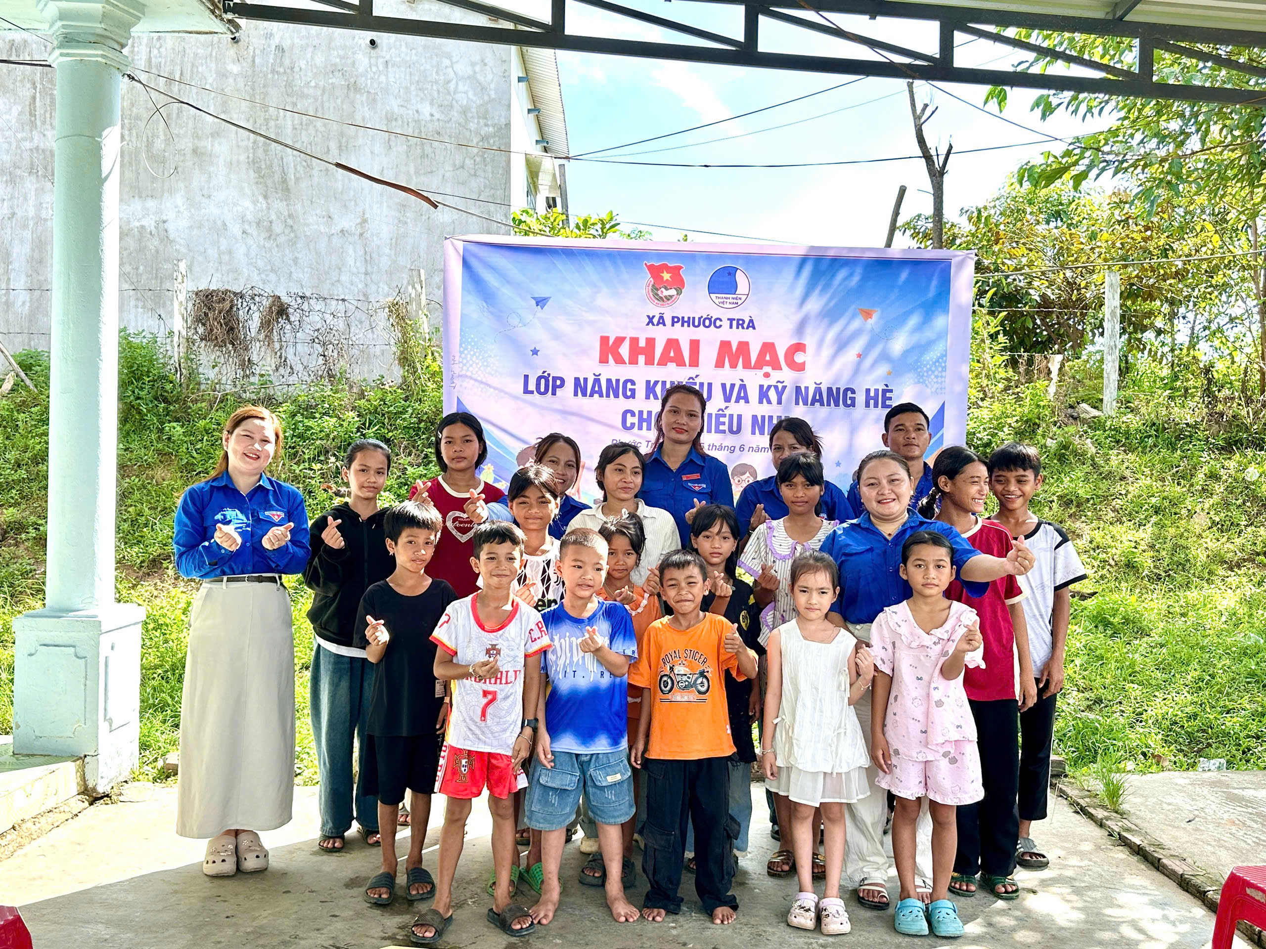 Đoàn xã Phước Trà khai mạc lớp hè, chú trọng gìn giữ văn hóa cồng chiêng của đồng bào Ca Dong và M'nông