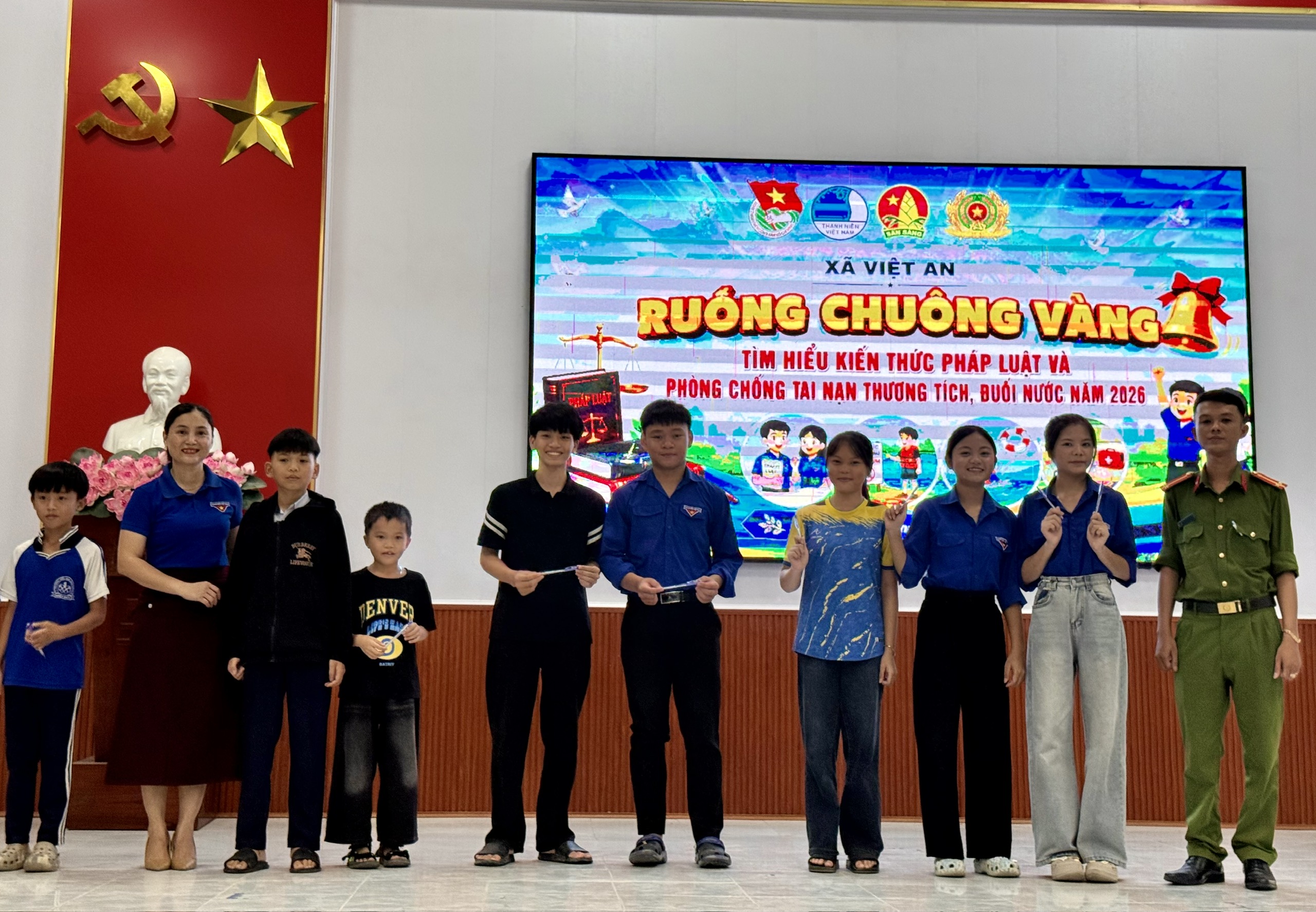 Tuổi trẻ Việt An tổ chức sinh hoạt hè gắn với tuyên truyền phòng, chống tai nạn thương tích, đuối nước, ma túy và bạo lực học đường