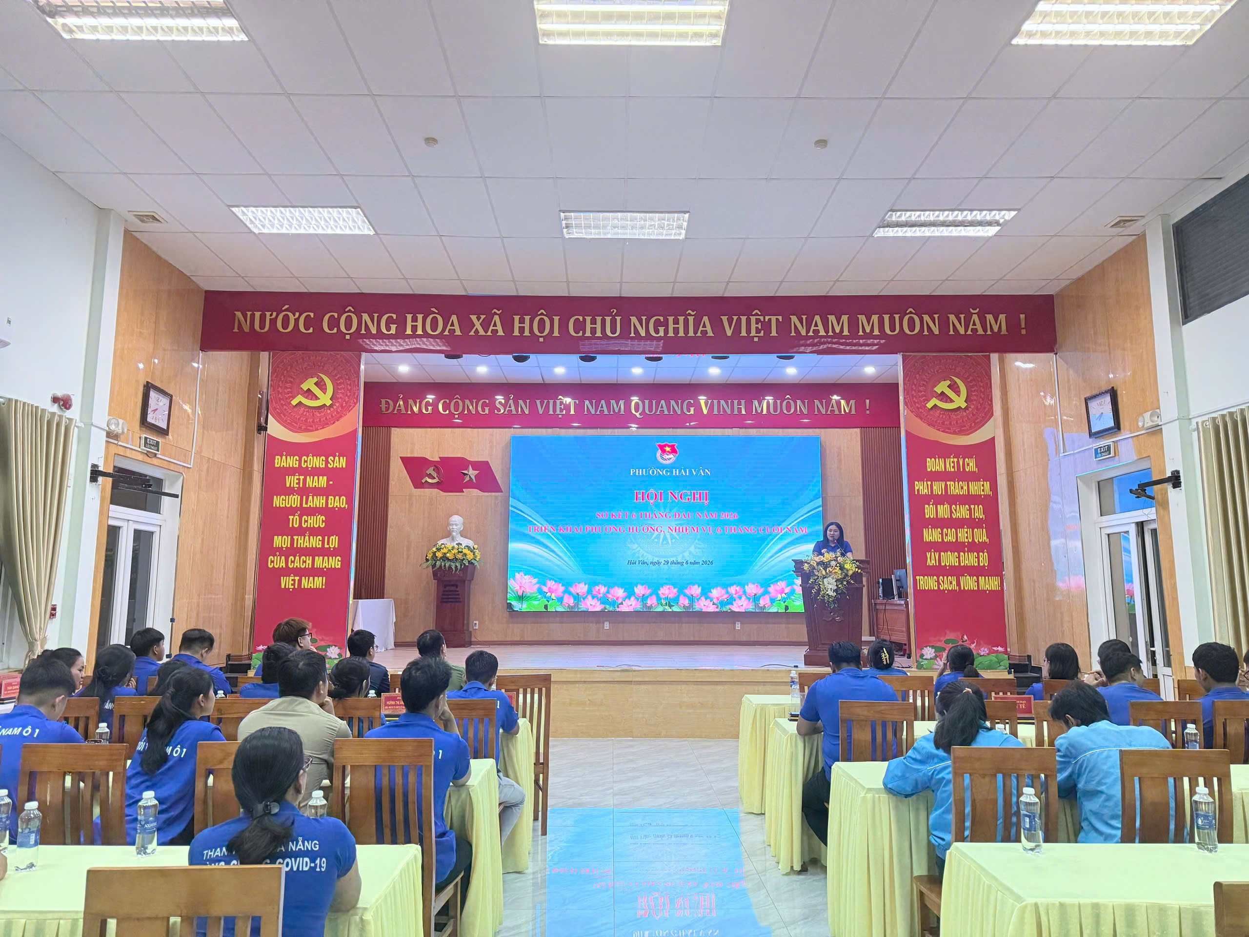 Đoàn phường Hải Vân tổ chức Hội nghị sơ kết công tác Đoàn và phong trào thanh thiếu nhi 6 tháng đầu năm 2026, thông qua phương án kiện toàn, sắp xếp chi đoàn sau sáp nhập tổ dân phố