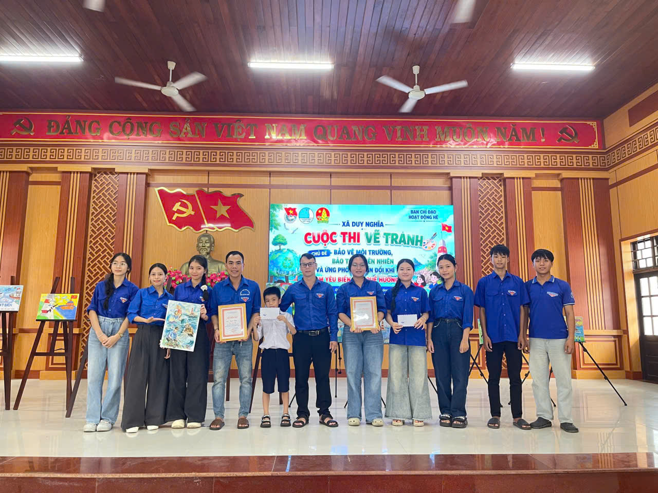 Xã Duy Nghĩa tổ chức cuộc thi vẽ tranh về bảo vệ môi trường và biển, đảo quê hương