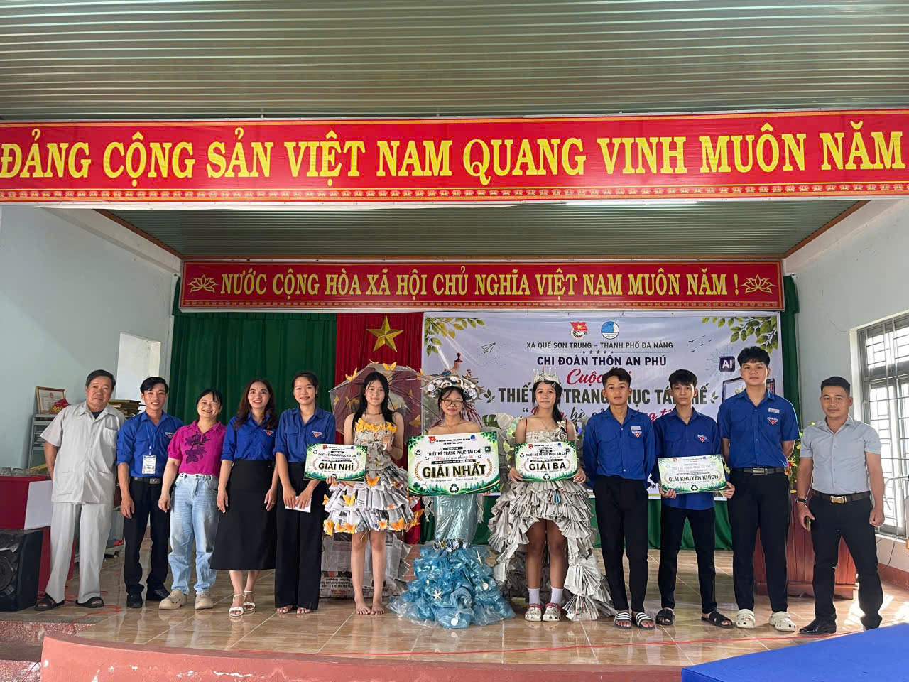 Chi đoàn thôn An Phú, Đoàn xã Quế Sơn Trung sôi nổi tổ chức chương trình "Mùa hè của chúng tôi"