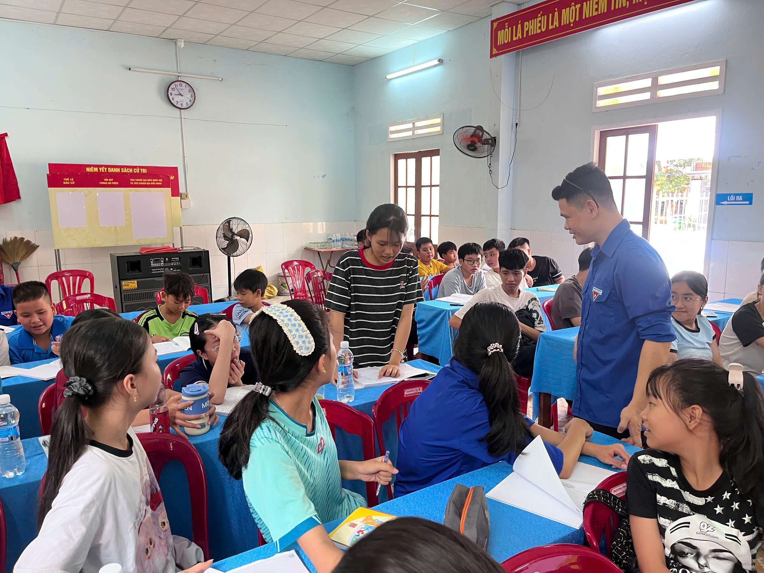 Đoàn phường Hương Trà tập huấn kỹ năng xác định phương hướng cho thanh thiếu nhi