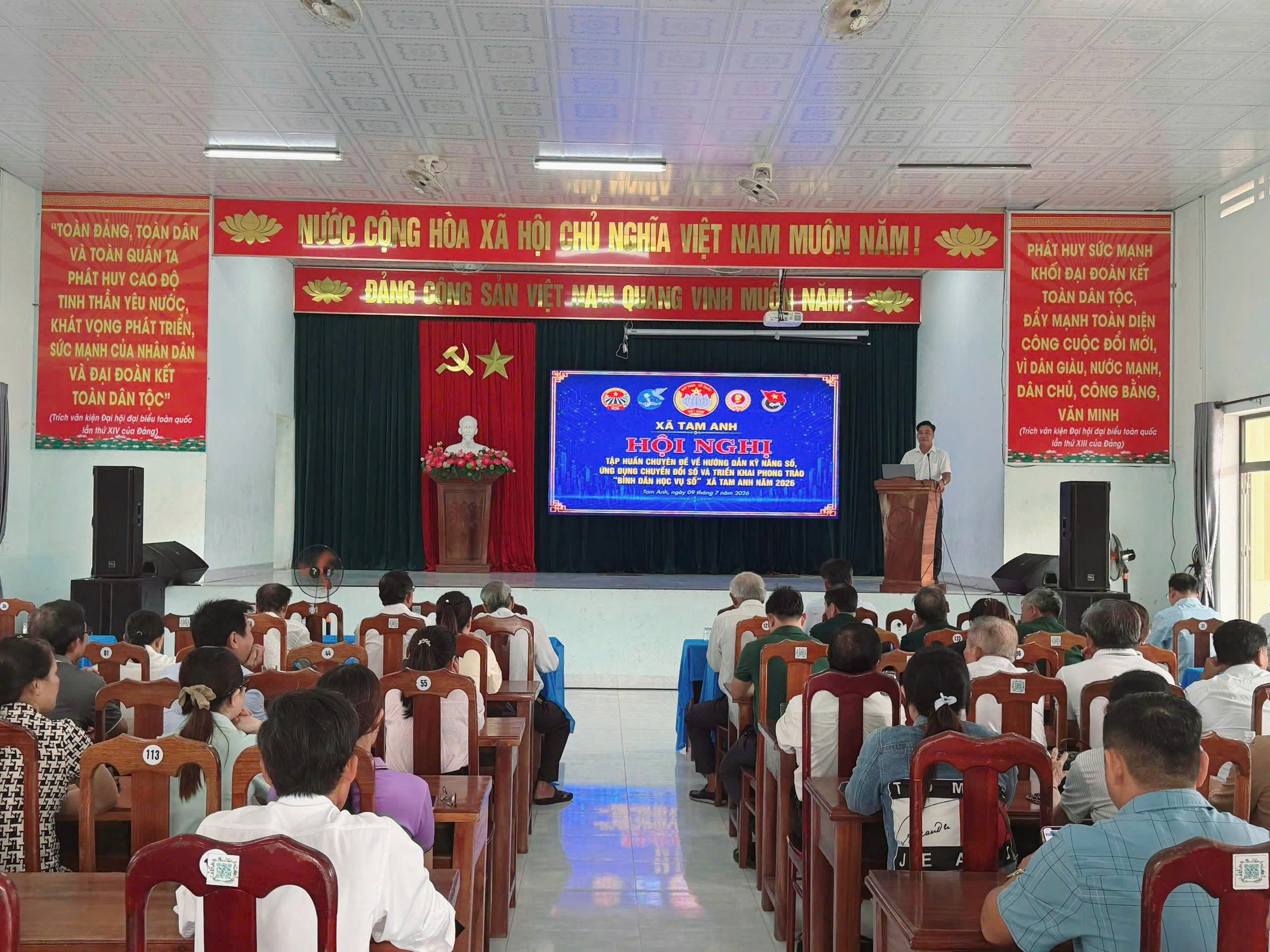 Xã Tam Anh tập huấn kỹ năng số và triển khai phong trào "Bình dân học vụ số" năm 2026