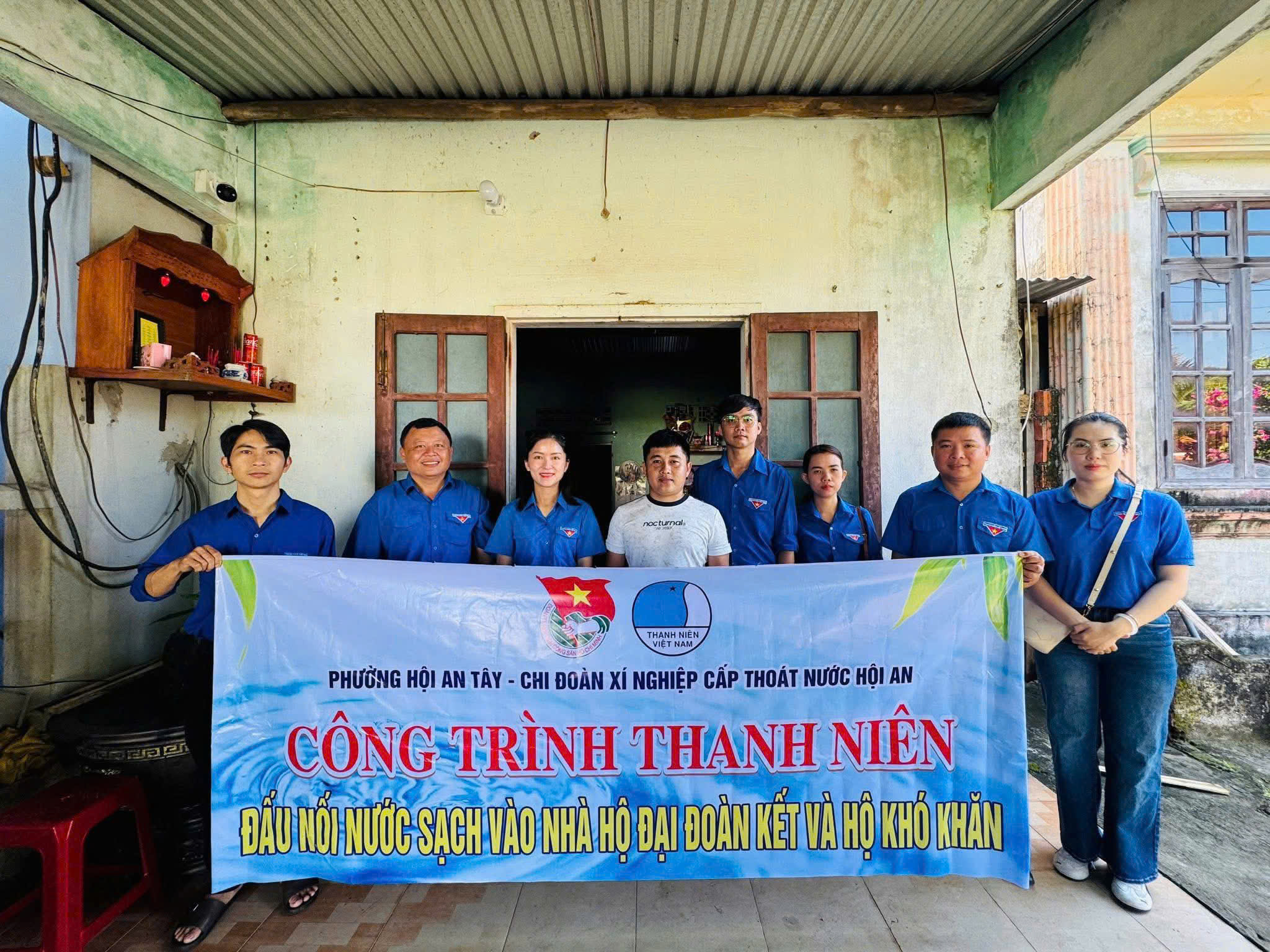 Đoàn phường Hội An Tây vượt chỉ tiêu công trình thanh niên đấu nối nước sạch cho hộ khó khăn