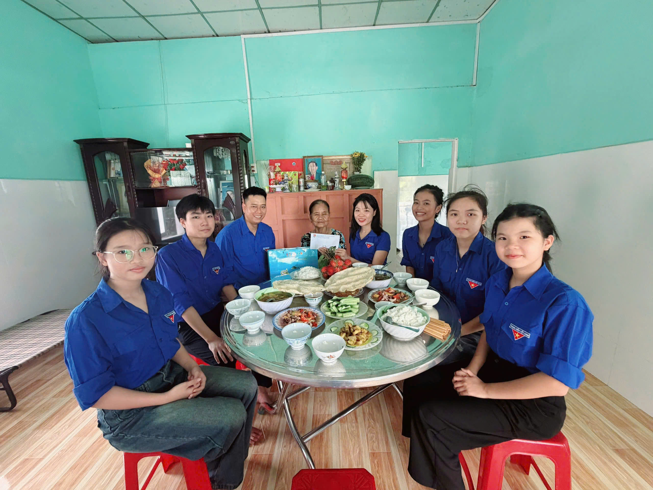 Tuổi trẻ Tam Anh triển khai mô hình “Chúng con luôn bên mẹ”