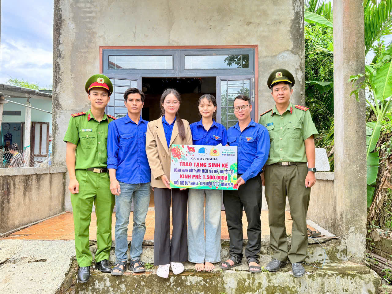 Đoàn Thanh niên xã Duy Nghĩa triển khai mô hình “Người bạn đồng hành - Gieo điều tử tế”, trao sinh kế cho thanh niên khuyết tật, yếu thế
