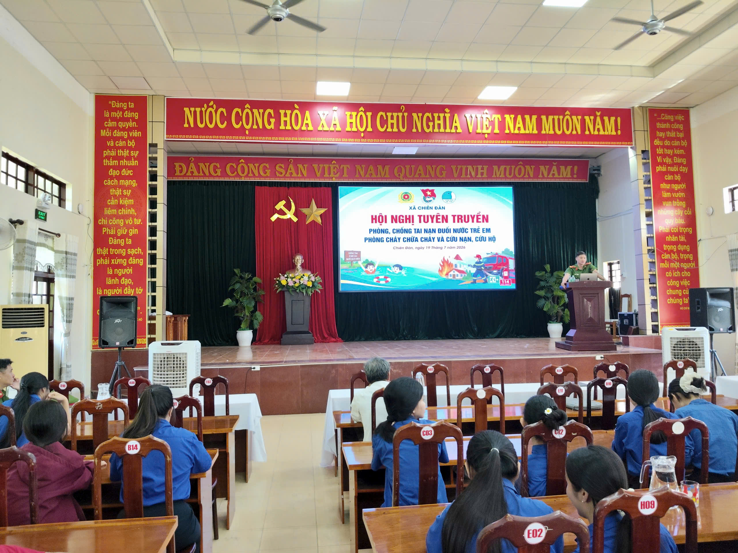 Đoàn Thanh niên xã Chiên Đàn tổ chức tuyên truyền, trang bị kỹ năng sống thiết thực vì an toàn của trẻ em và cộng đồng