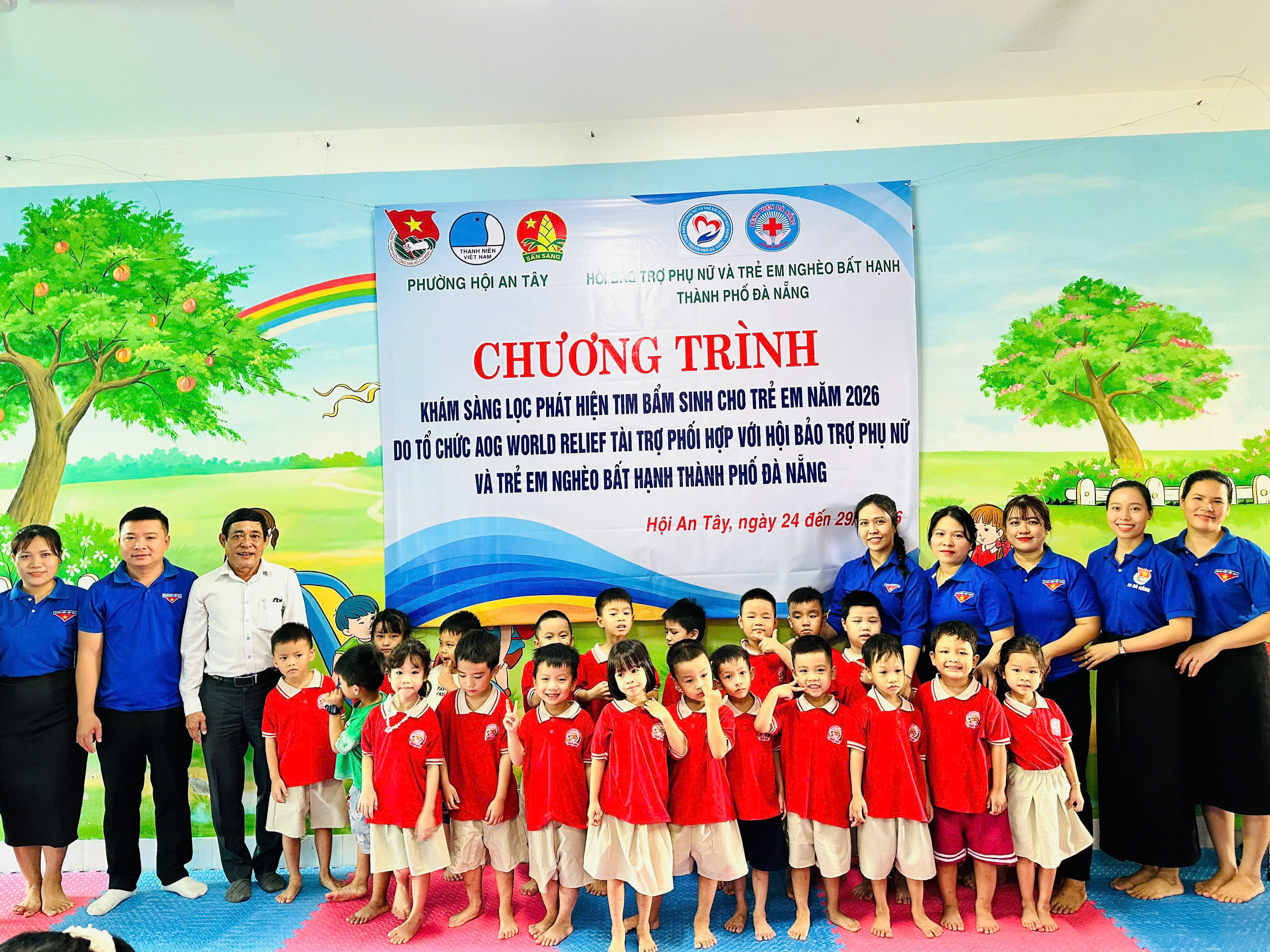 Đoàn phường Hội An Tây phối hợp khám sàng lọc, phát hiện bệnh tim bẩm sinh cho thiếu nhi
