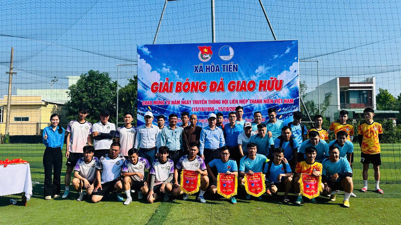 Đoàn – Hội xã Hòa Tiến tổ chức giải bóng đá giao hữu chào mừng 70 năm Ngày truyền thống Hội LHTN Việt Nam