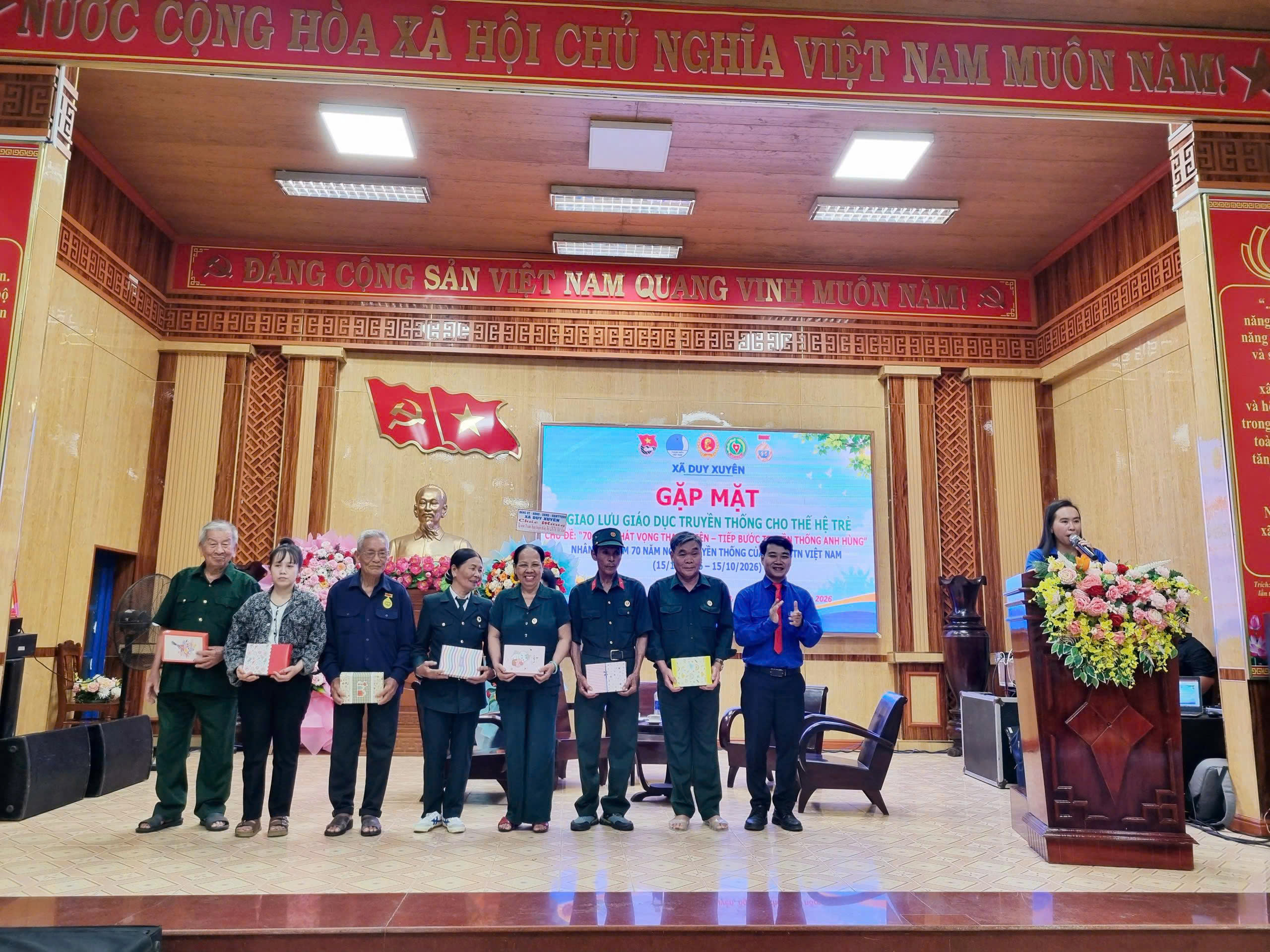 Đoàn xã Duy Xuyên tổ chức lễ kỷ niệm 70 năm Ngày truyền thống Hội Liên hiệp Thanh niên Việt Nam