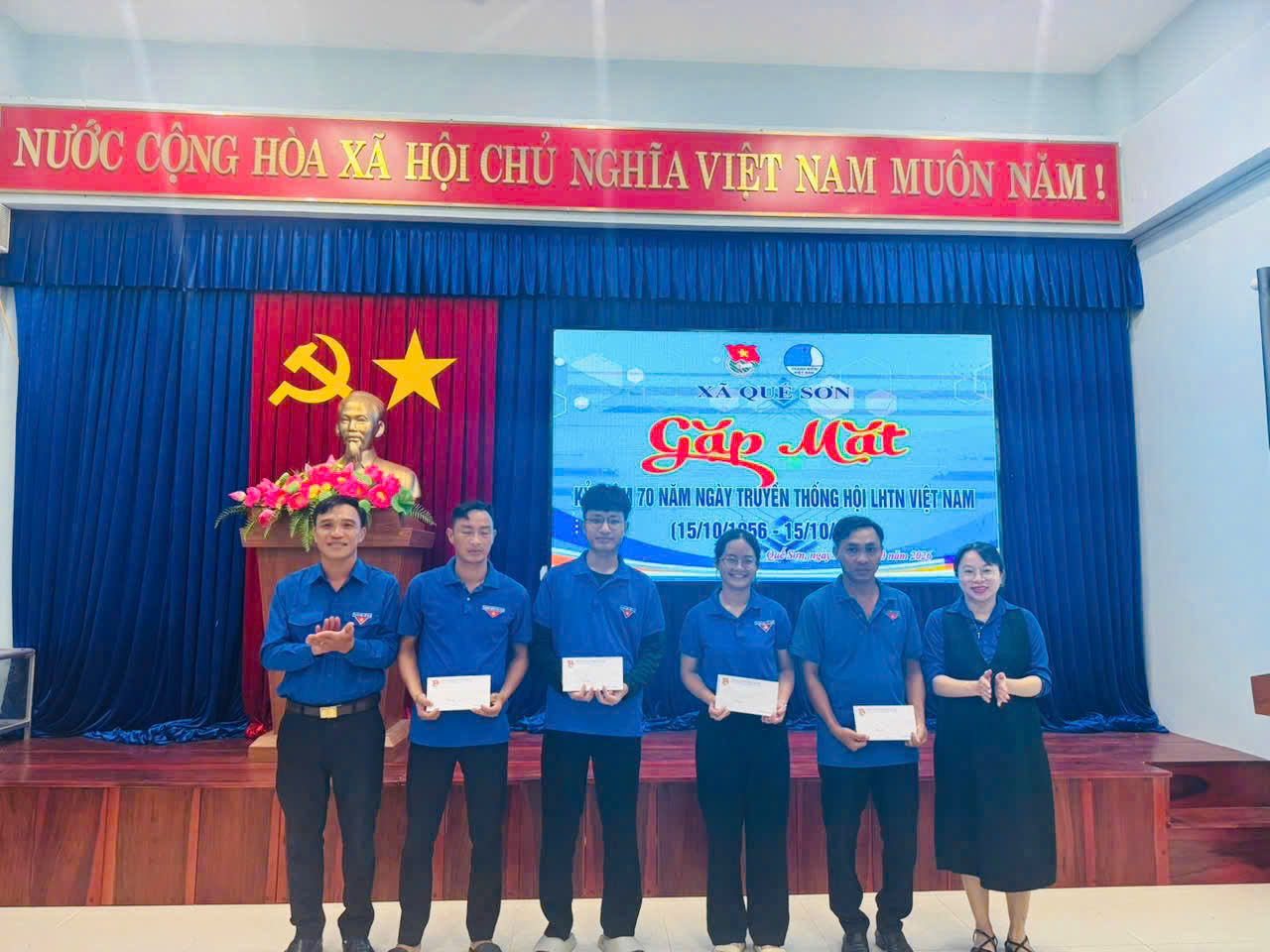 Hội LHTN Việt Nam xã Quế Sơn gặp mặt, giao lưu bóng đá chào mừng 70 năm Ngày truyền thống Hội