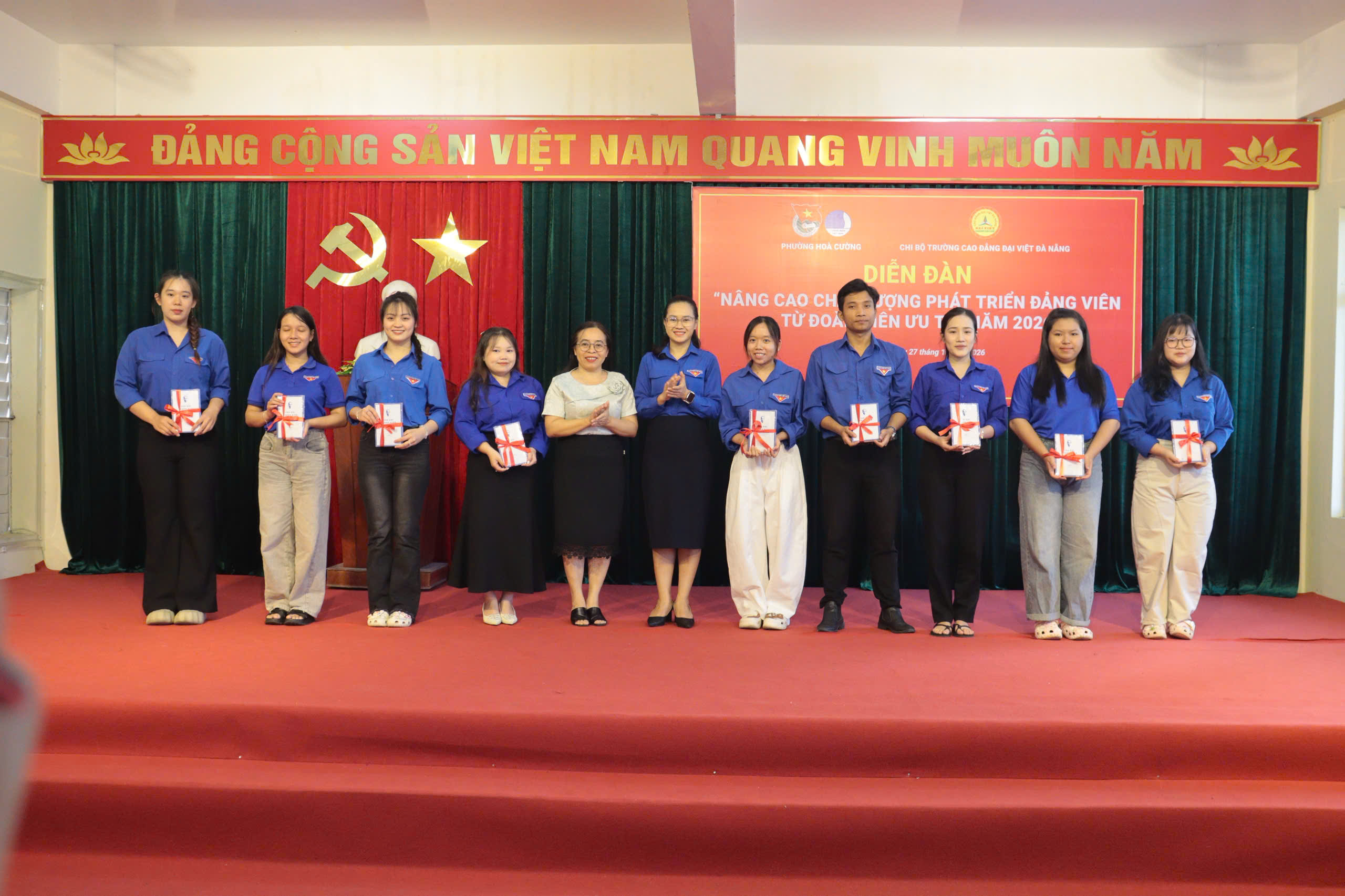 Đoàn phường Hòa Cường tổ chức diễn đàn nâng cao chất lượng phát triển đảng viên từ đoàn viên ưu tú