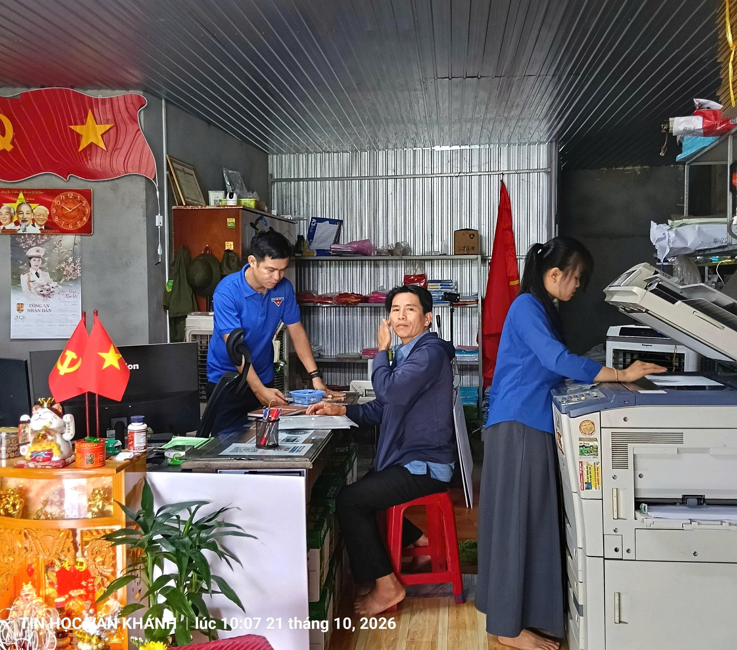 Thanh niên Nguyễn Văn Khánh khởi nghiệp từ mô hình Tin học Văn Khánh tại xã Tây Hồ